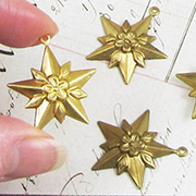 Fancy Brass Star Charm